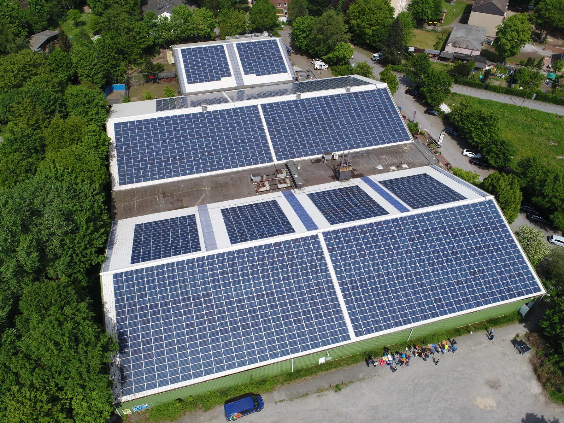 Luftaufnahme der PV-Anlage Superfly in Duisburg